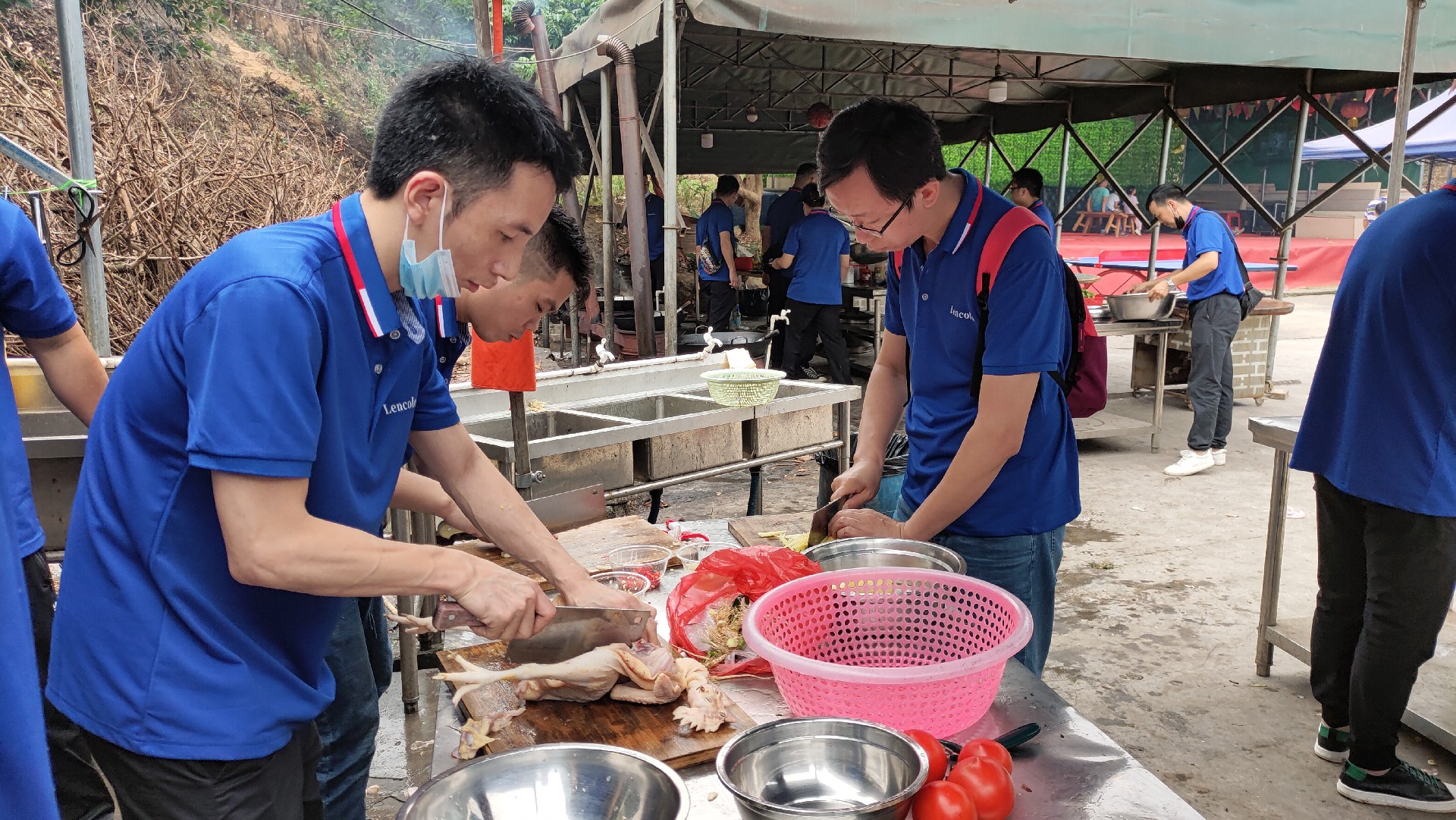 松湖騎行，穿樹飛花；農(nóng)家休閑，擁抱自然