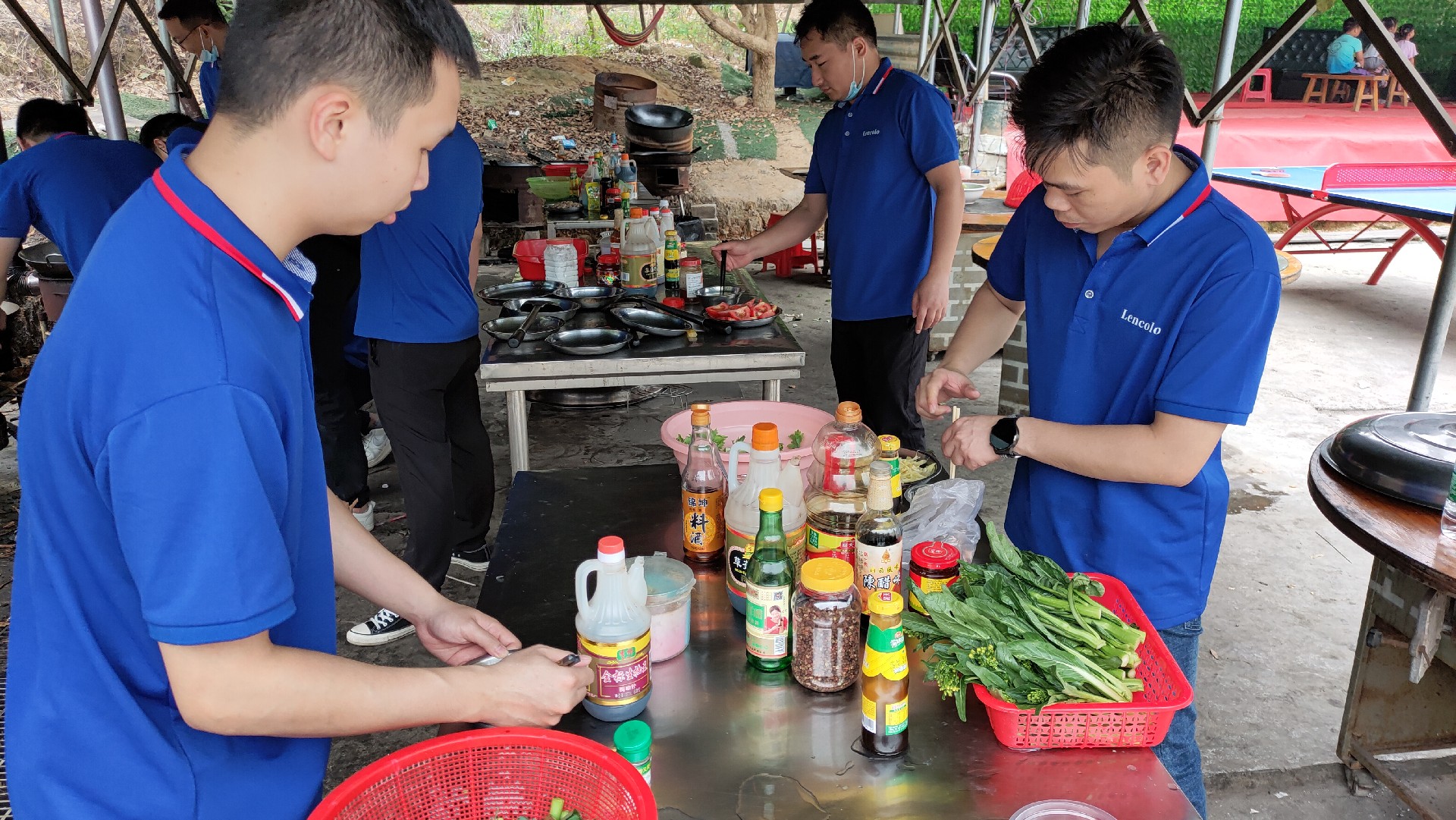 松湖騎行，穿樹飛花；農(nóng)家休閑，擁抱自然