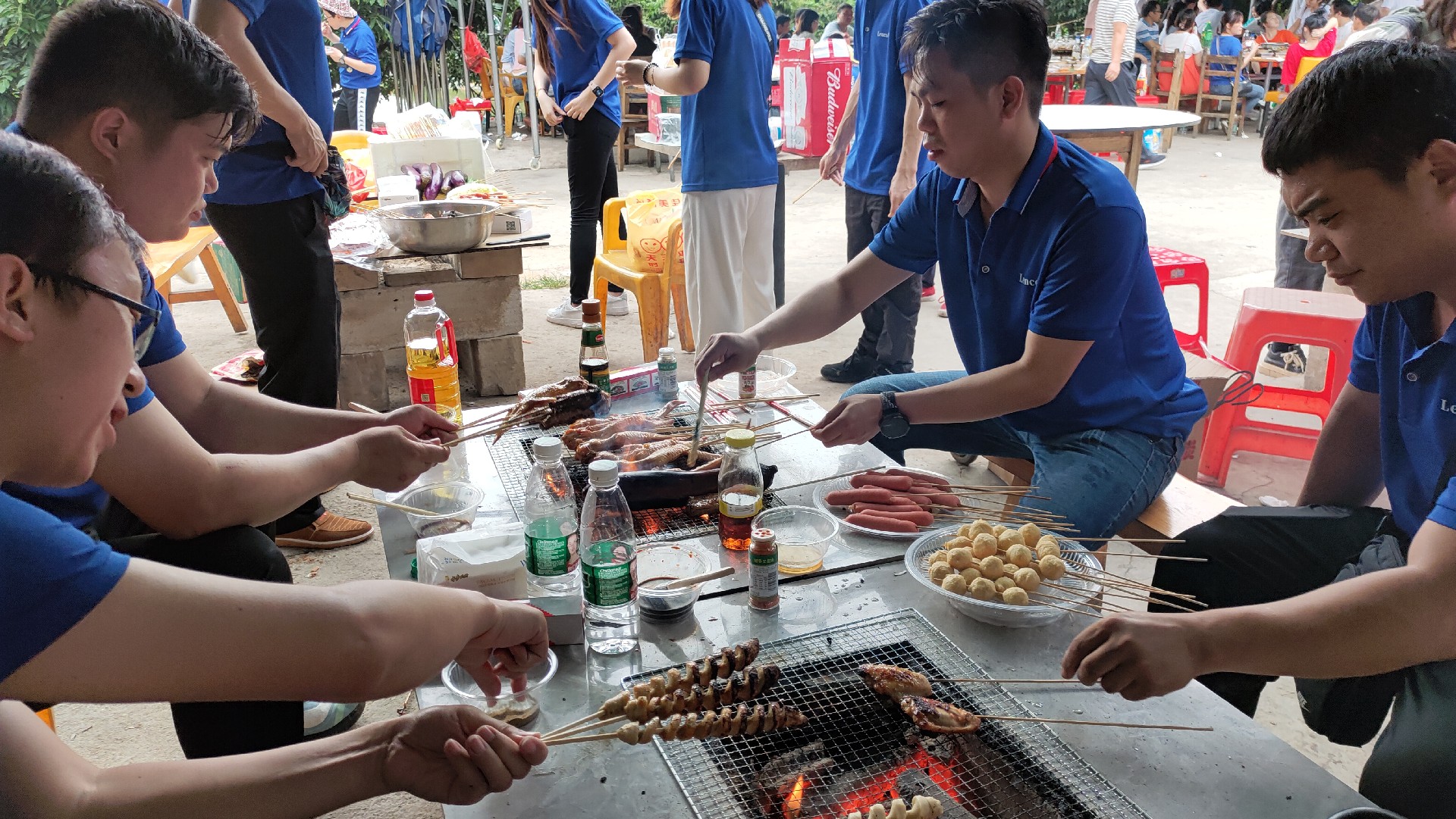 松湖騎行，穿樹飛花；農(nóng)家休閑，擁抱自然